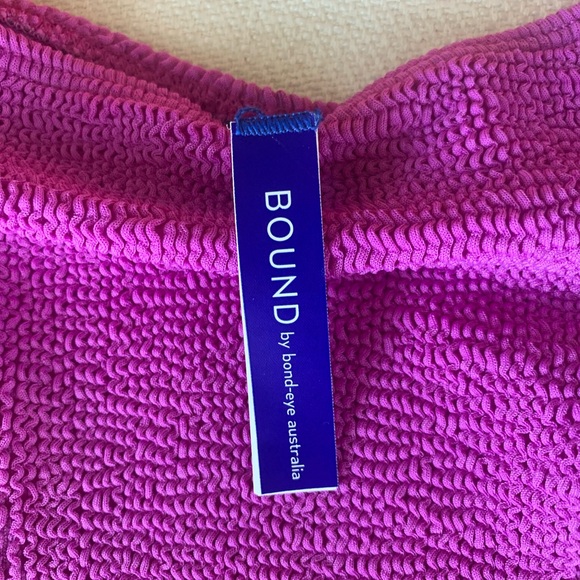 Bond-eye one piece cut out swimsuit one size fits all - Picture 4 of 7